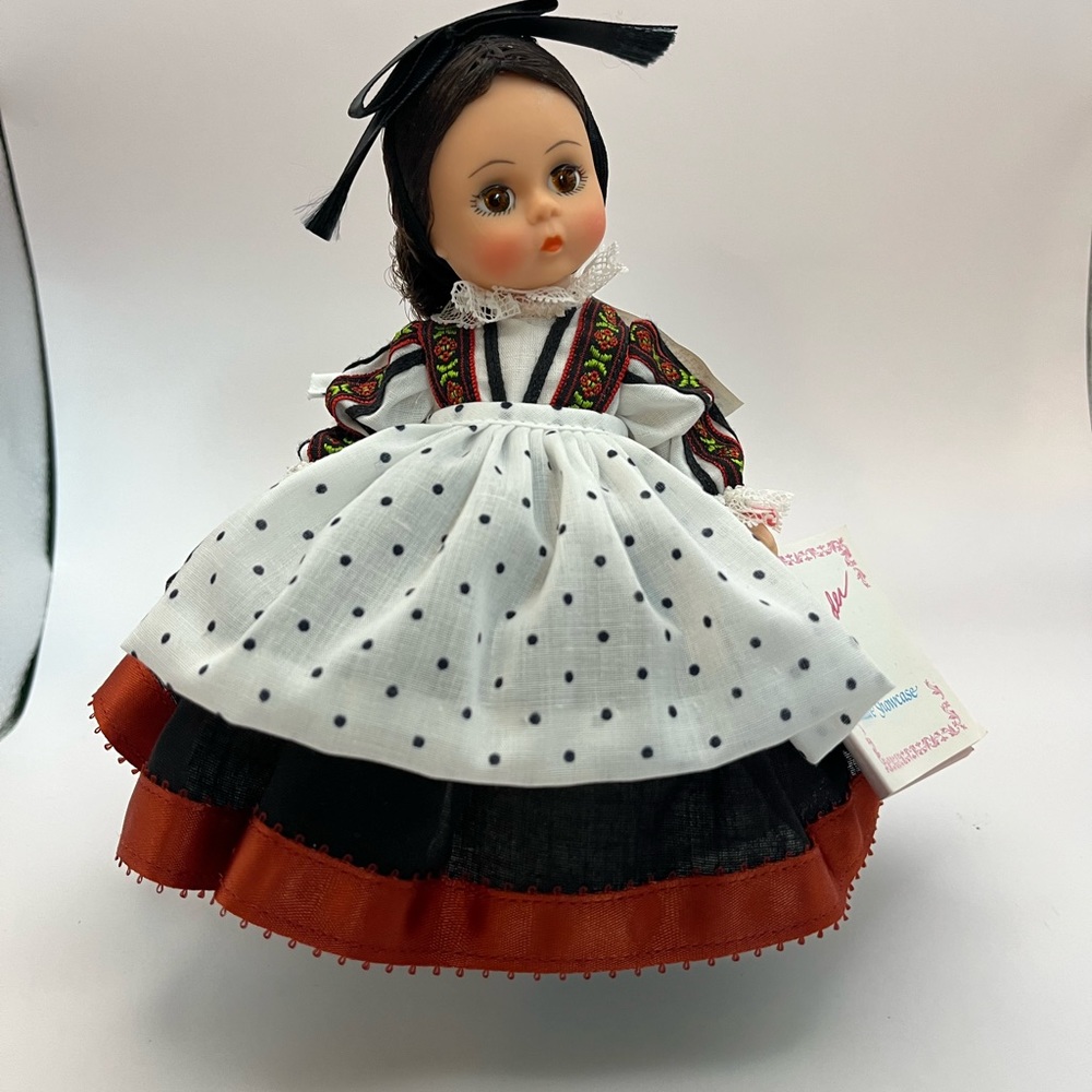 113-RTT Vintage Madame Alexander 8" International Doll “Sardinia” 509 Box & Tags